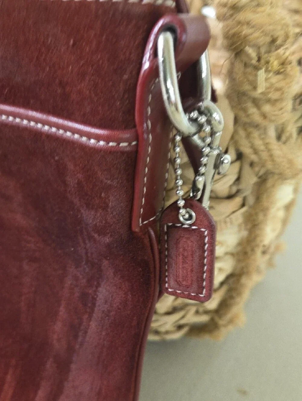 Coach Hamptons Suede Swingpack Crossbody Messenger Y2K Burgandy